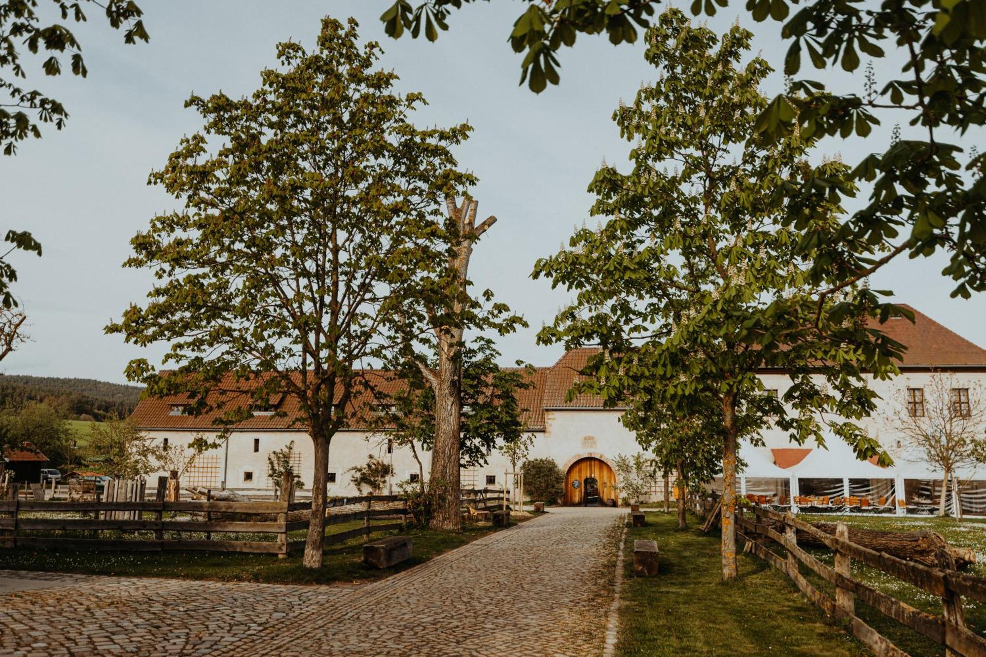 Rittergut Positz Hotel Oppurg Eksteriør billede